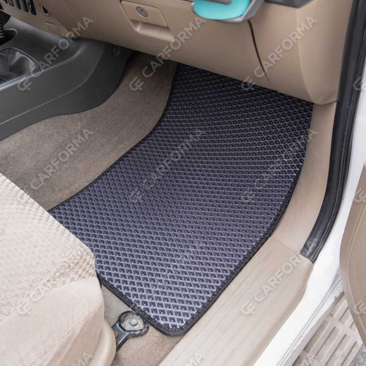 Ворсовые коврики на Toyota Fortuner I 2004&nbsp;-&nbsp;2015 в Череповеце