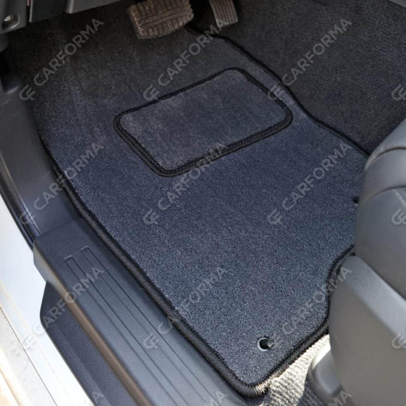 Ворсовые коврики на Mitsubishi Montero Sport III 2015&nbsp;-&nbsp;2026 в Череповеце