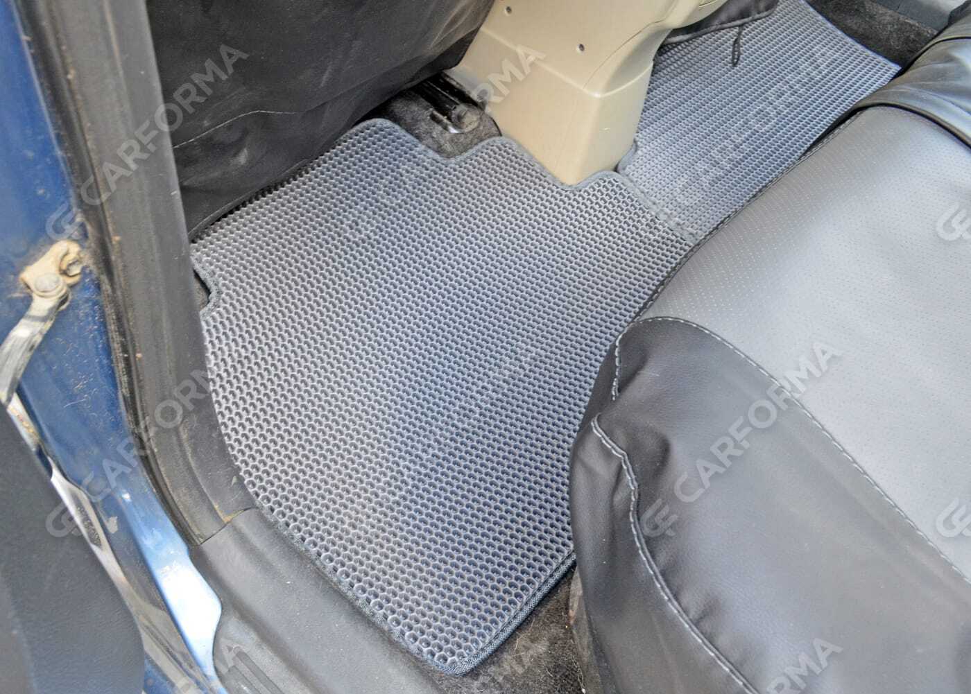 Ворсовые коврики на Toyota Yaris II 2005&nbsp;-&nbsp;2011 в Череповеце