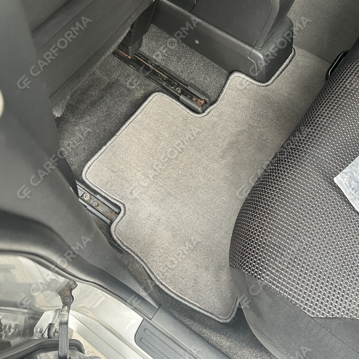 Ворсовые коврики на Nissan Tiida (C11) 2004&nbsp;-&nbsp;2014 в Череповеце