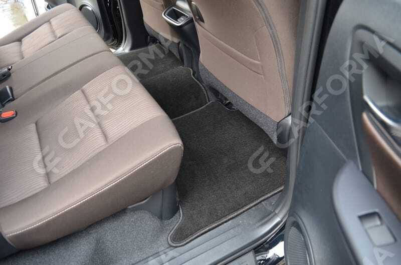 Ворсовые коврики на Toyota Fortuner II 2015&nbsp;-&nbsp;2026 в Череповеце