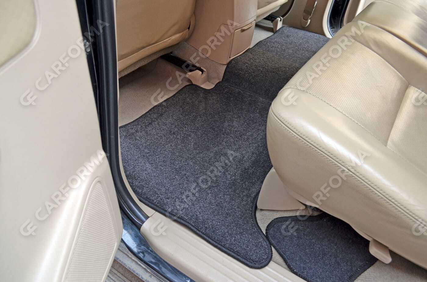 Ворсовые коврики на Toyota Fortuner I 2004&nbsp;-&nbsp;2015 в Череповеце