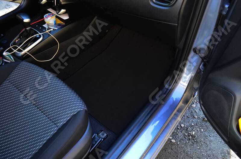 Ворсовые коврики на Solaris KRX 2024&nbsp;-&nbsp;2026 в Череповеце