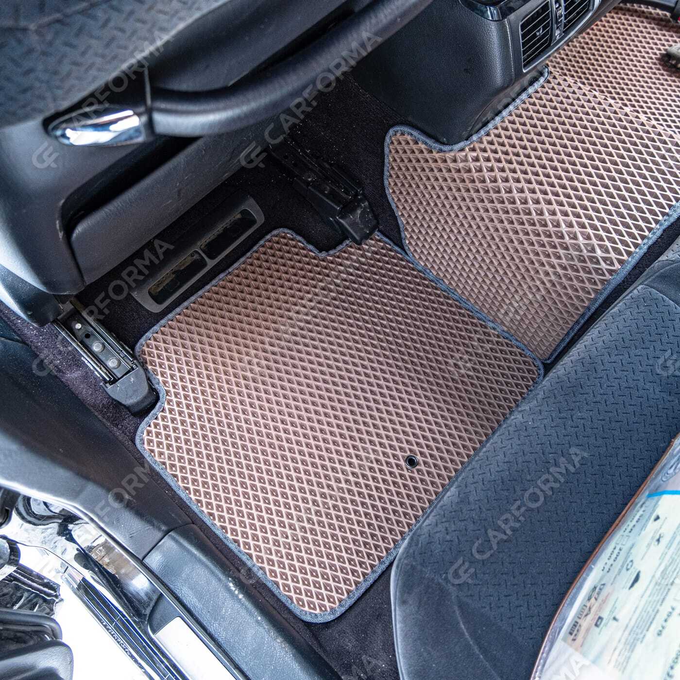 Ворсовые коврики на Toyota Crown (S180) 2003&nbsp;-&nbsp;2008 в Череповеце