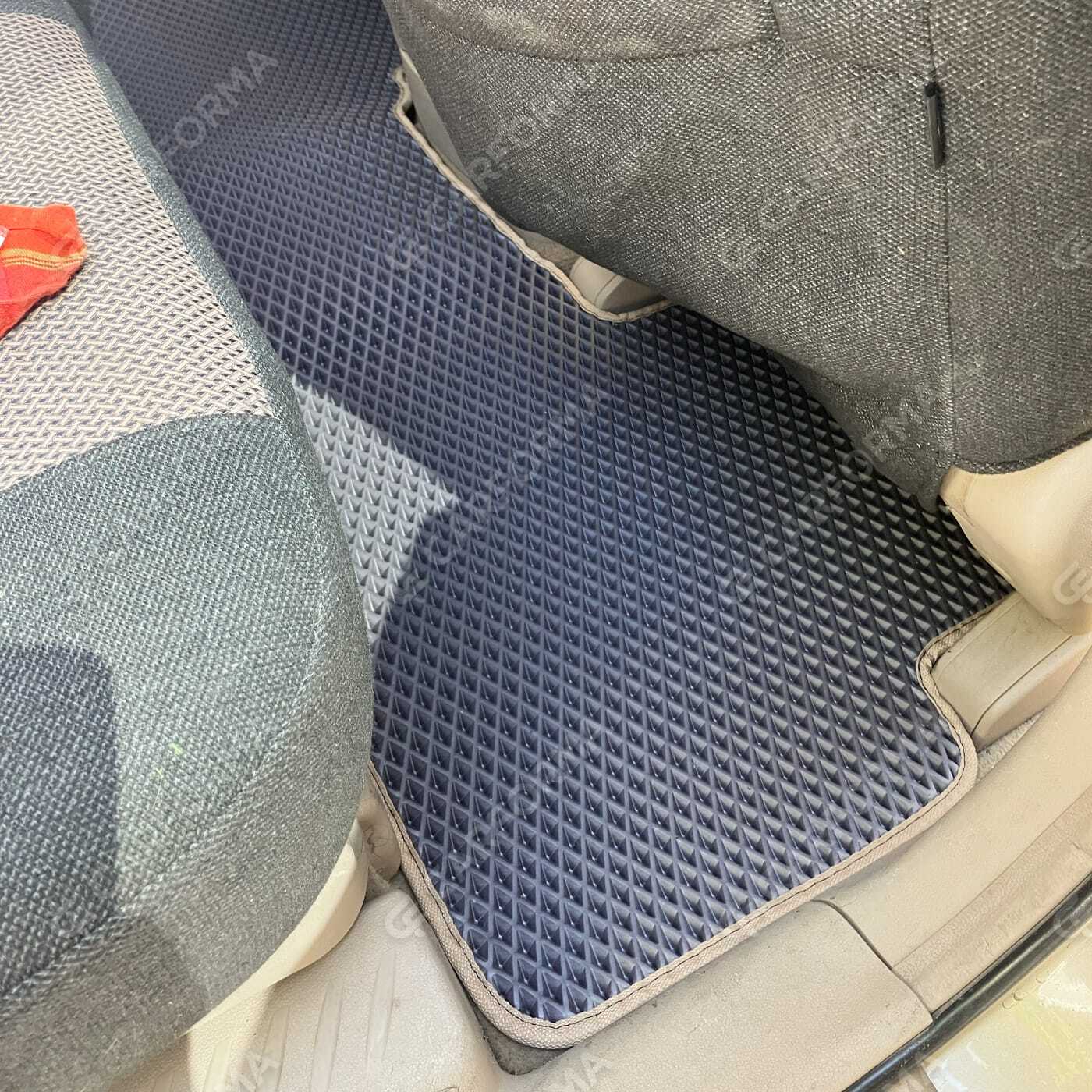 Ворсовые коврики на KIA Carens II 2006&nbsp;-&nbsp;2012 в Череповеце