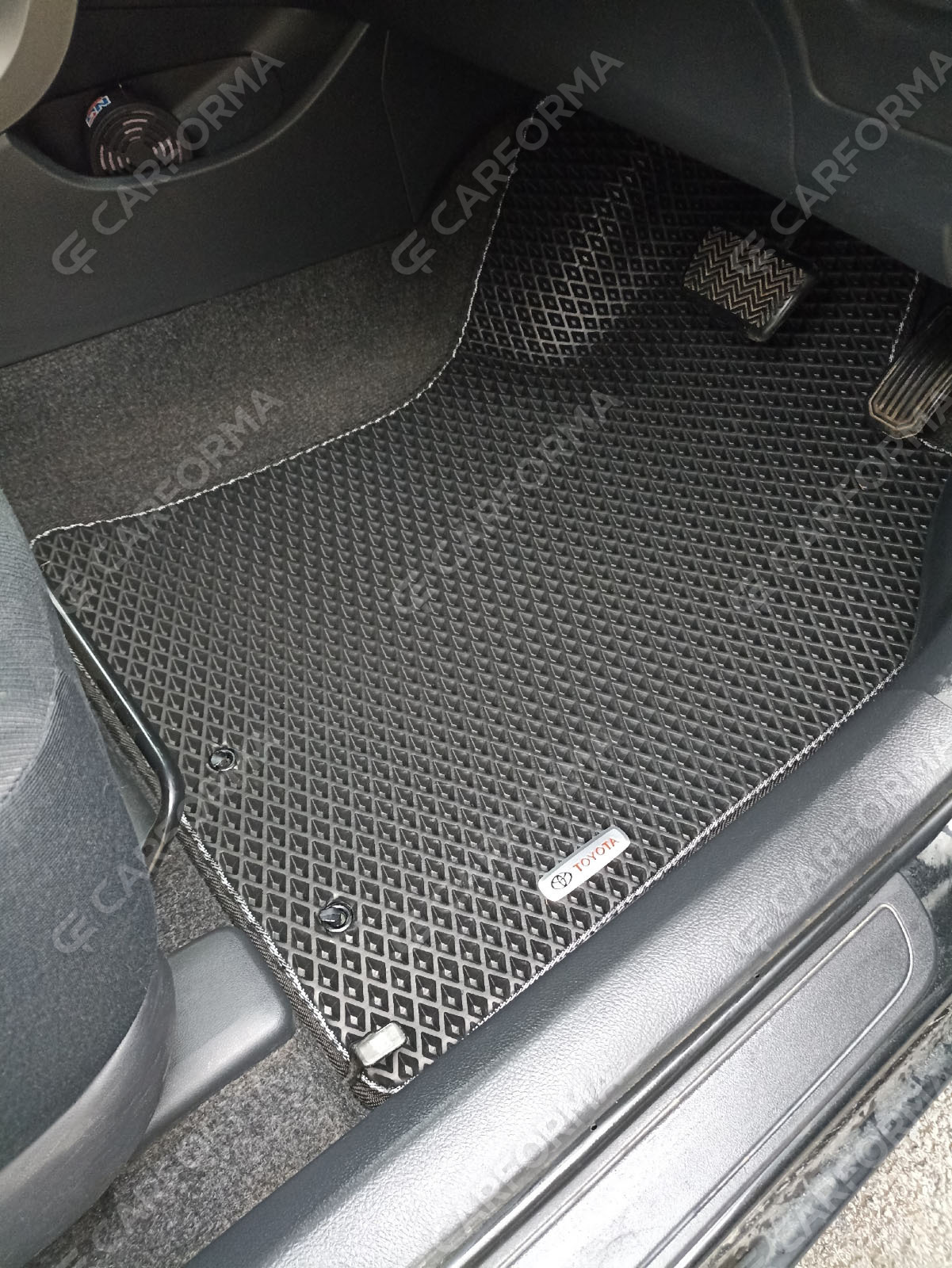 Ворсовые коврики на Toyota Corolla Fielder (E14) 2006&nbsp;-&nbsp;2012 в Череповеце