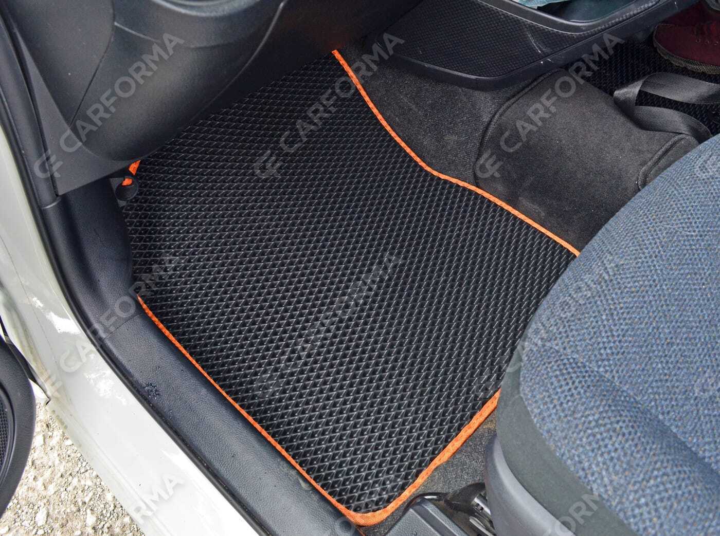 Ворсовые коврики на Toyota Sienta II 2015&nbsp;-&nbsp;2022 в Череповеце