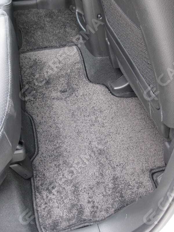 Ворсовые коврики на KIA Sorento II рестайлинг 2012&nbsp;-&nbsp;2021 в Череповеце