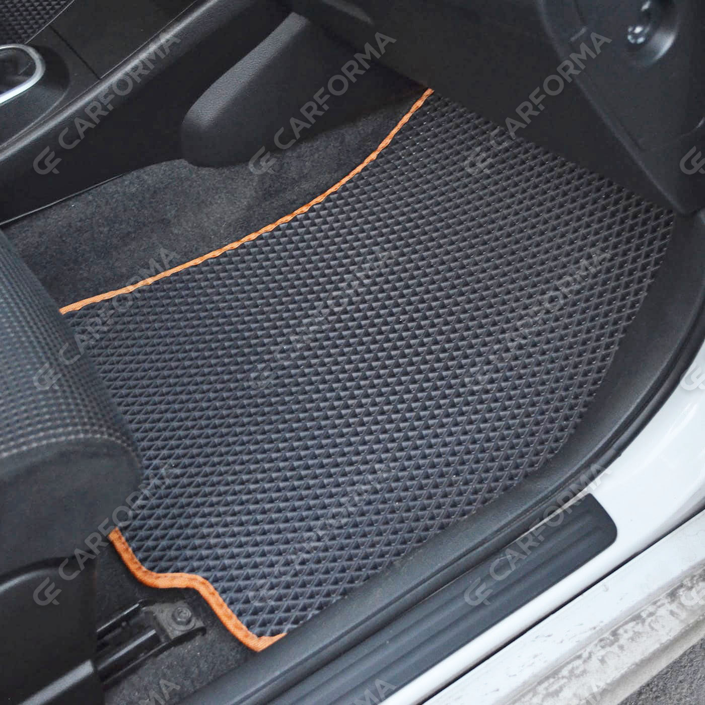 Ворсовые коврики на Nissan Tiida (C11) 2004&nbsp;-&nbsp;2014 в Череповеце