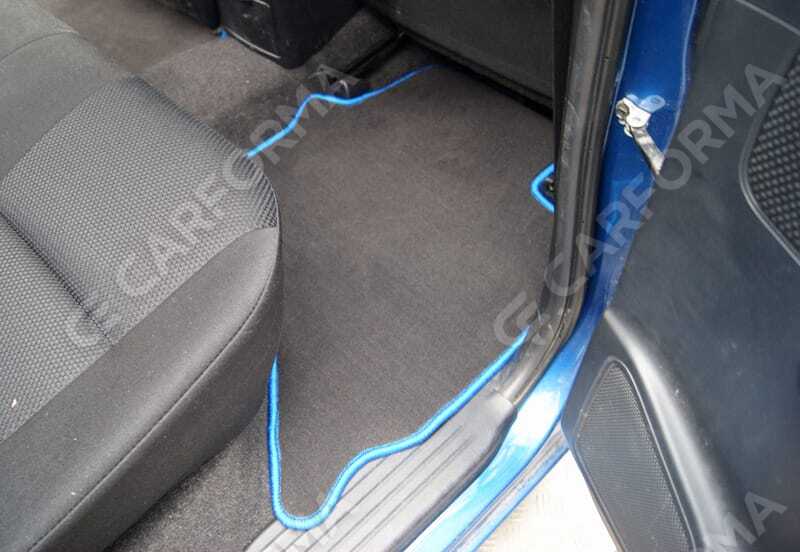 Ворсовые коврики на Toyota Hilux VII 2008&nbsp;-&nbsp;2015 в Череповеце