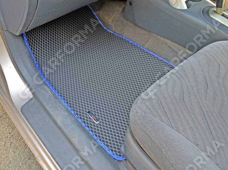 Ворсовые коврики на Honda Civic VII 4d 2000&nbsp;-&nbsp;2006 в Череповеце