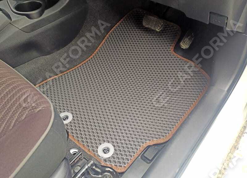 Коврики на Toyota Aqua (P10) 2011&nbsp;-&nbsp;2021 в Череповеце