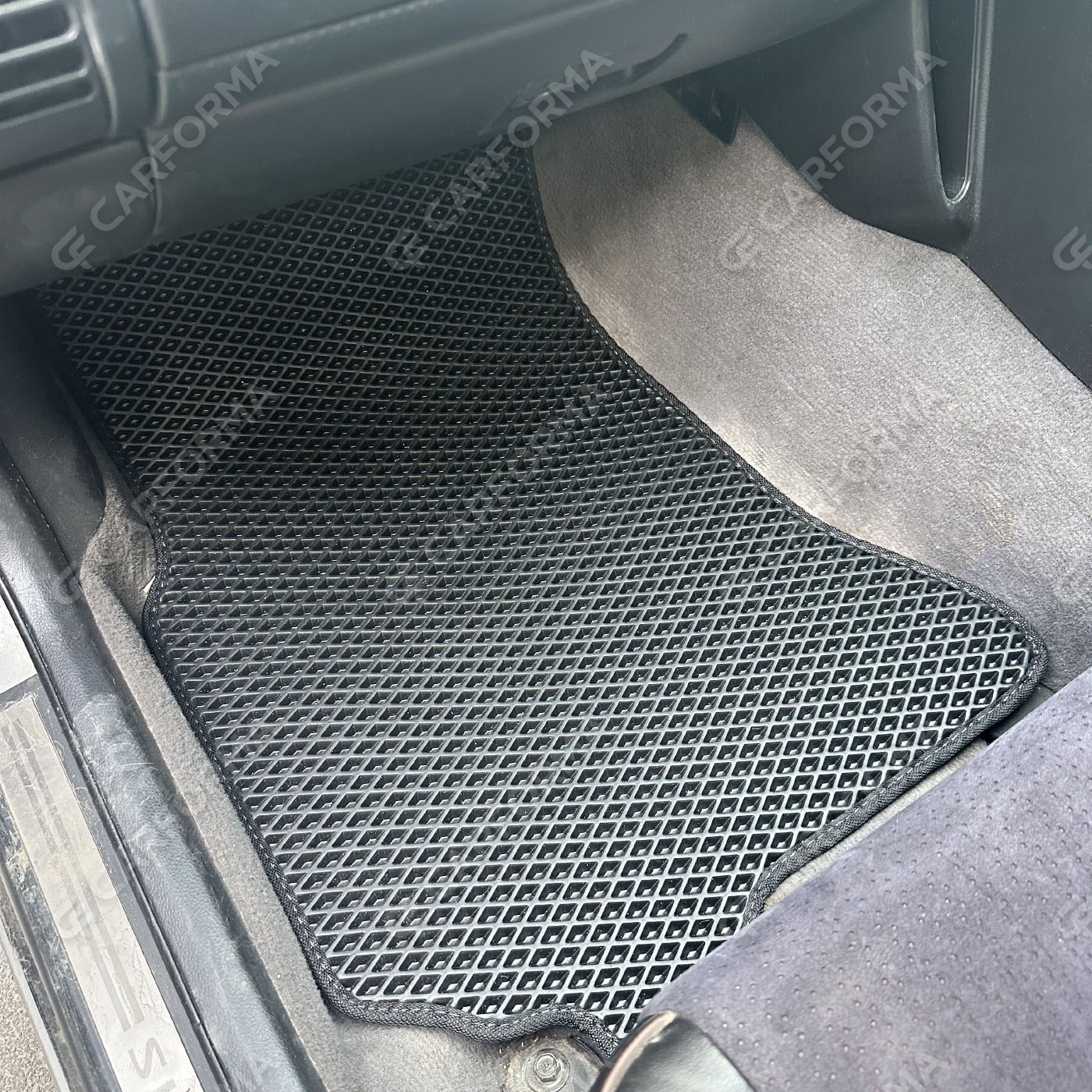 Ворсовые коврики на Nissan Skyline (V35) 2001&nbsp;-&nbsp;2007 в Череповеце