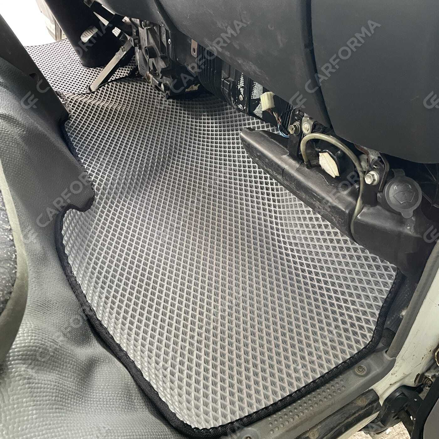 Ворсовые коврики на Isuzu ELF V широкая кабина 1993&nbsp;-&nbsp;2011 в Череповеце