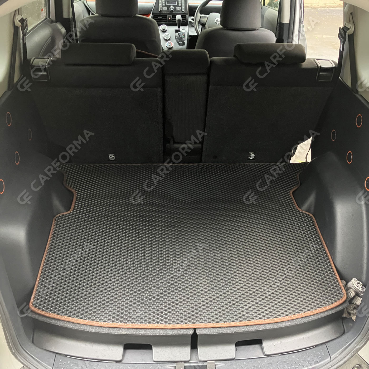 Ворсовые коврики на Toyota Sienta II 2015&nbsp;-&nbsp;2022 в Череповеце