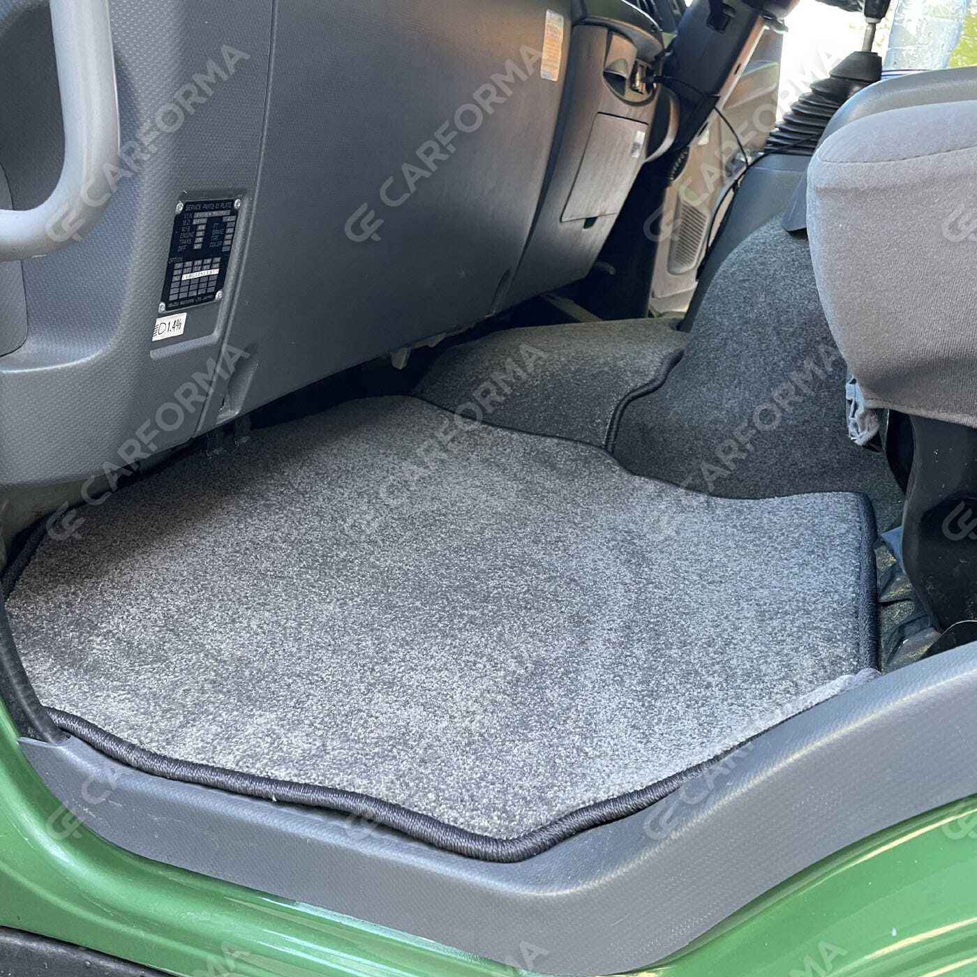 Ворсовые коврики на Isuzu Forward V широкая кабина 2007&nbsp;-&nbsp;2026 в Череповеце