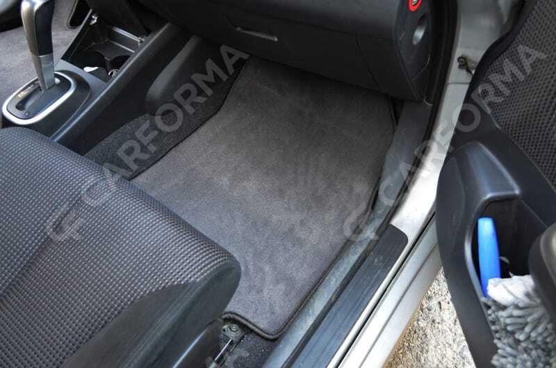 Ворсовые коврики на Nissan Tiida (C11) 2004&nbsp;-&nbsp;2014 в Череповеце