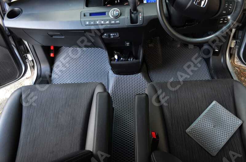 Коврики на Honda Freed Spike 2010&nbsp;-&nbsp;2016 в Череповеце