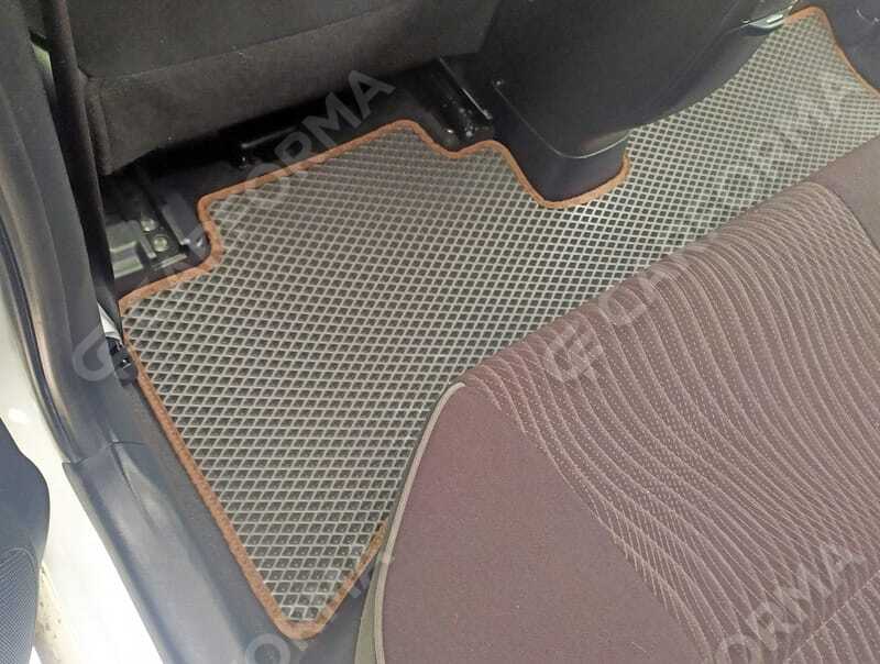 Коврики на Toyota Aqua (P10) 2011&nbsp;-&nbsp;2021 в Череповеце