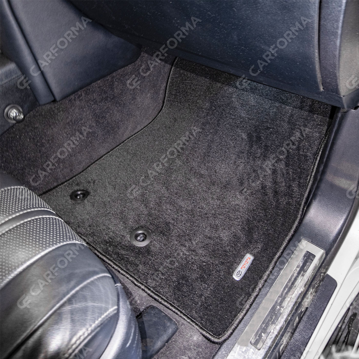 Ворсовые коврики на Toyota Land Cruiser 200 2007&nbsp;-&nbsp;2021 в Череповеце