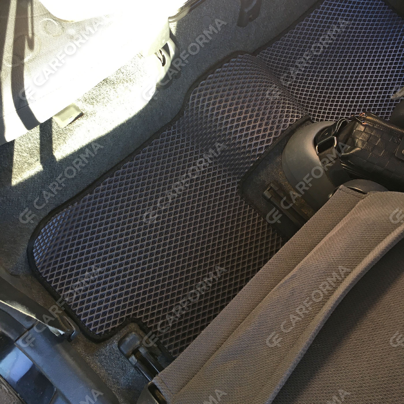 Коврики на Toyota Vitz I 1998&nbsp;-&nbsp;2005 в Череповеце