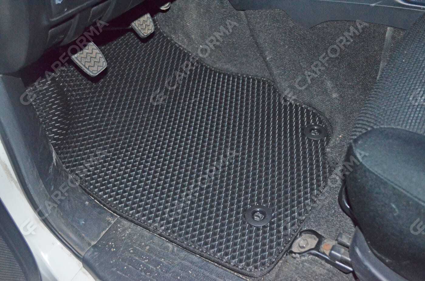 Ворсовые коврики на Toyota Hilux VII 2008&nbsp;-&nbsp;2015 в Череповеце