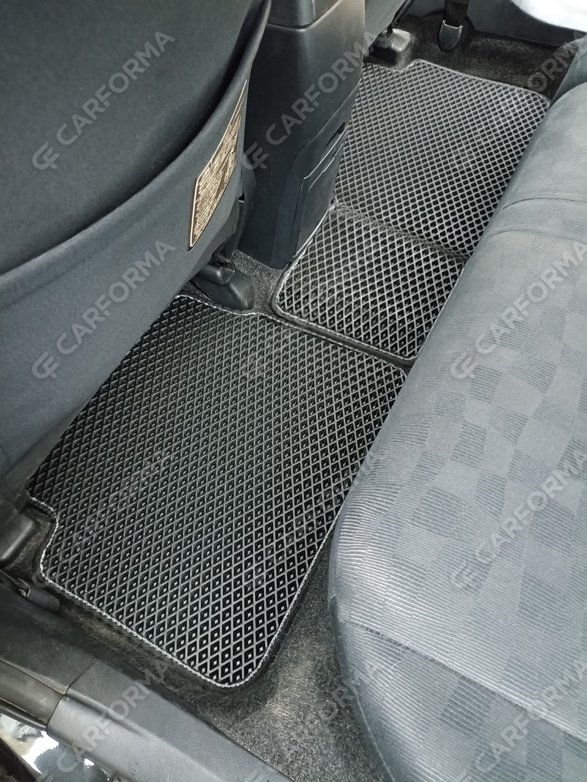 Ворсовые коврики на Toyota Corolla Axio (E14) 2006&nbsp;-&nbsp;2012 в Череповеце