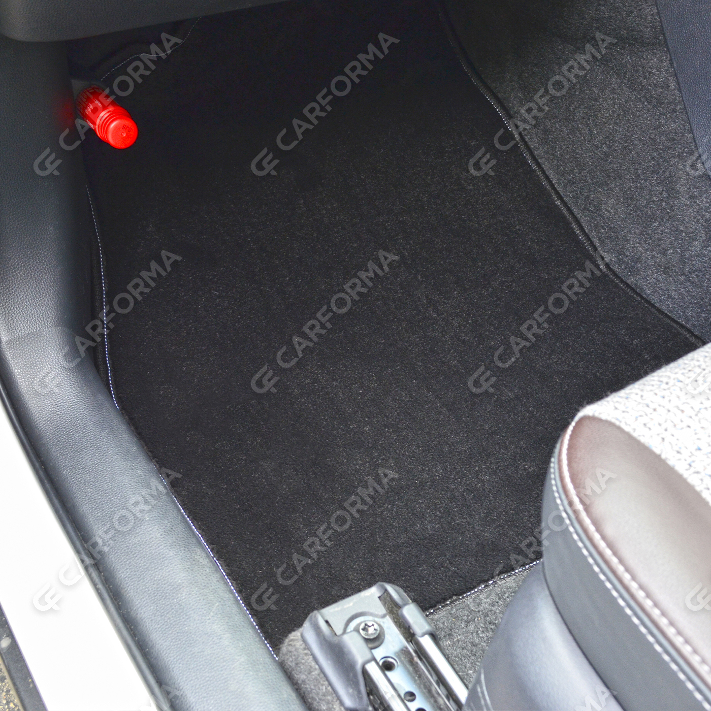 Ворсовые коврики на Toyota Yaris IV 2019&nbsp;-&nbsp;2026 в Череповеце