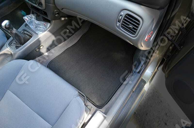 Ворсовые коврики на Nissan Almera II (N16) 2000&nbsp;-&nbsp;2006 в Череповеце