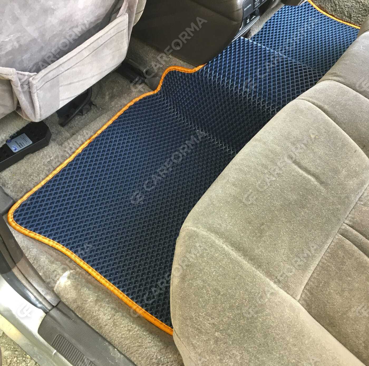 Ворсовые коврики на Toyota Crown (S130) 1987&nbsp;-&nbsp;1999 в Череповеце