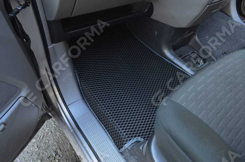 Ворсовые коврики на Toyota Voxy (R60) 2001&nbsp;-&nbsp;2007 в Череповеце