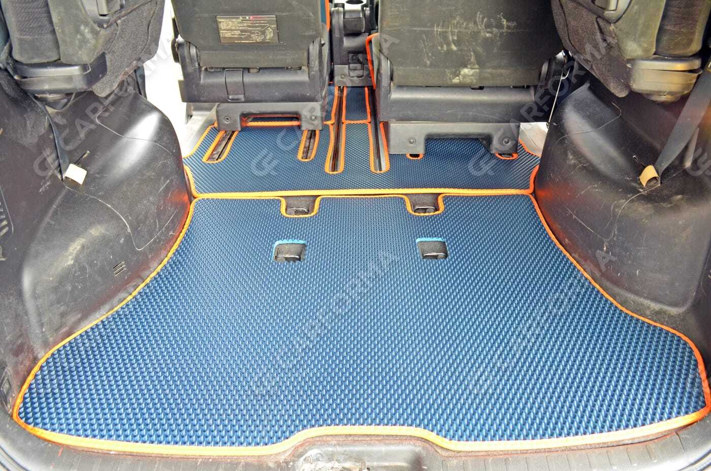 Ворсовые коврики на Nissan Serena (C25) 2005&nbsp;-&nbsp;2010 в Череповеце