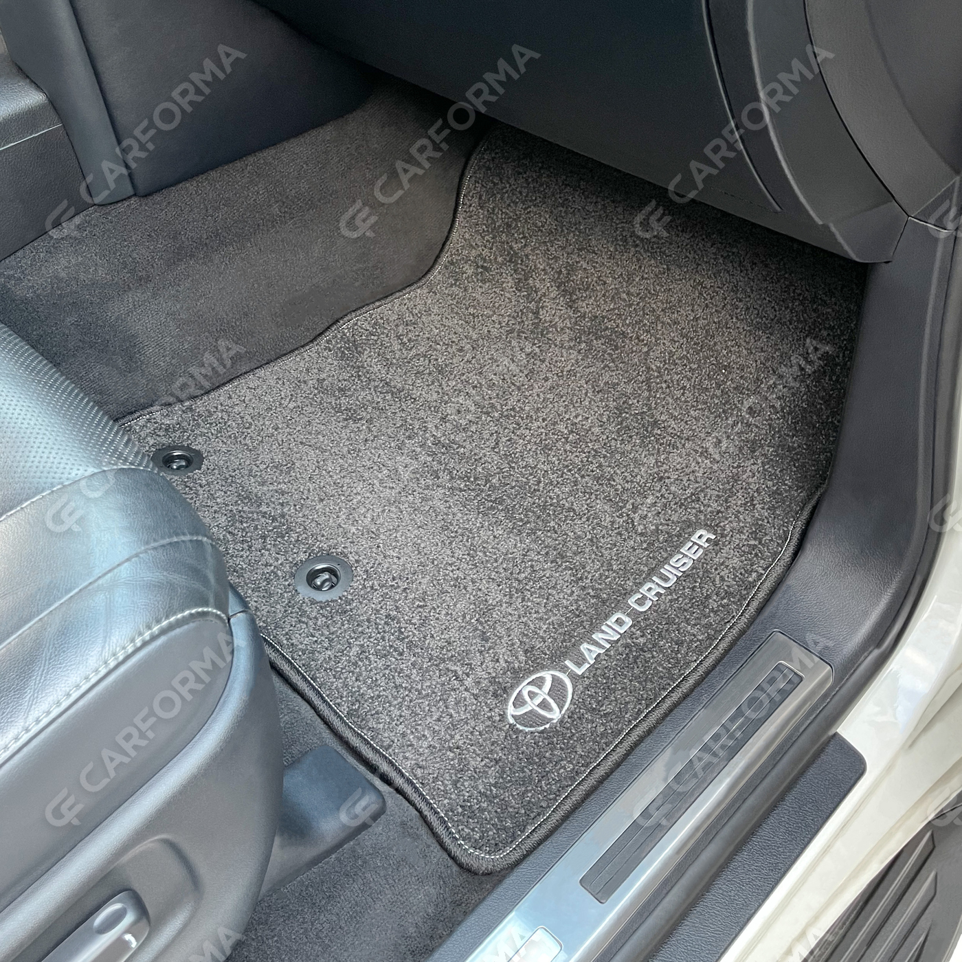 Ворсовые коврики на Toyota Land Cruiser 200 2007&nbsp;-&nbsp;2021 в Череповеце