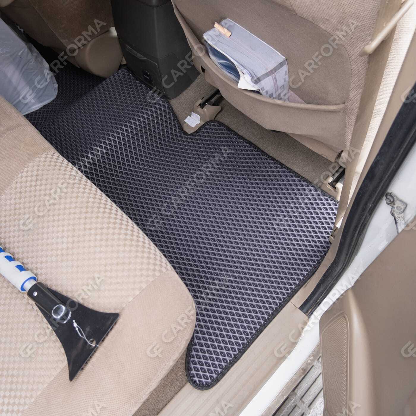 Ворсовые коврики на Toyota Fortuner I 2004&nbsp;-&nbsp;2015 в Череповеце