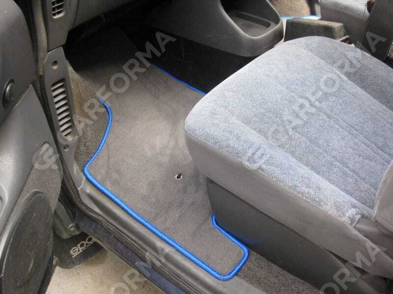 Коврики на Toyota Estima Emina (Lucida) 1990&nbsp;-&nbsp;2000 в Череповеце