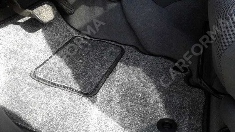 Ворсовые коврики на Toyota Hilux VII 2008&nbsp;-&nbsp;2015 в Череповеце