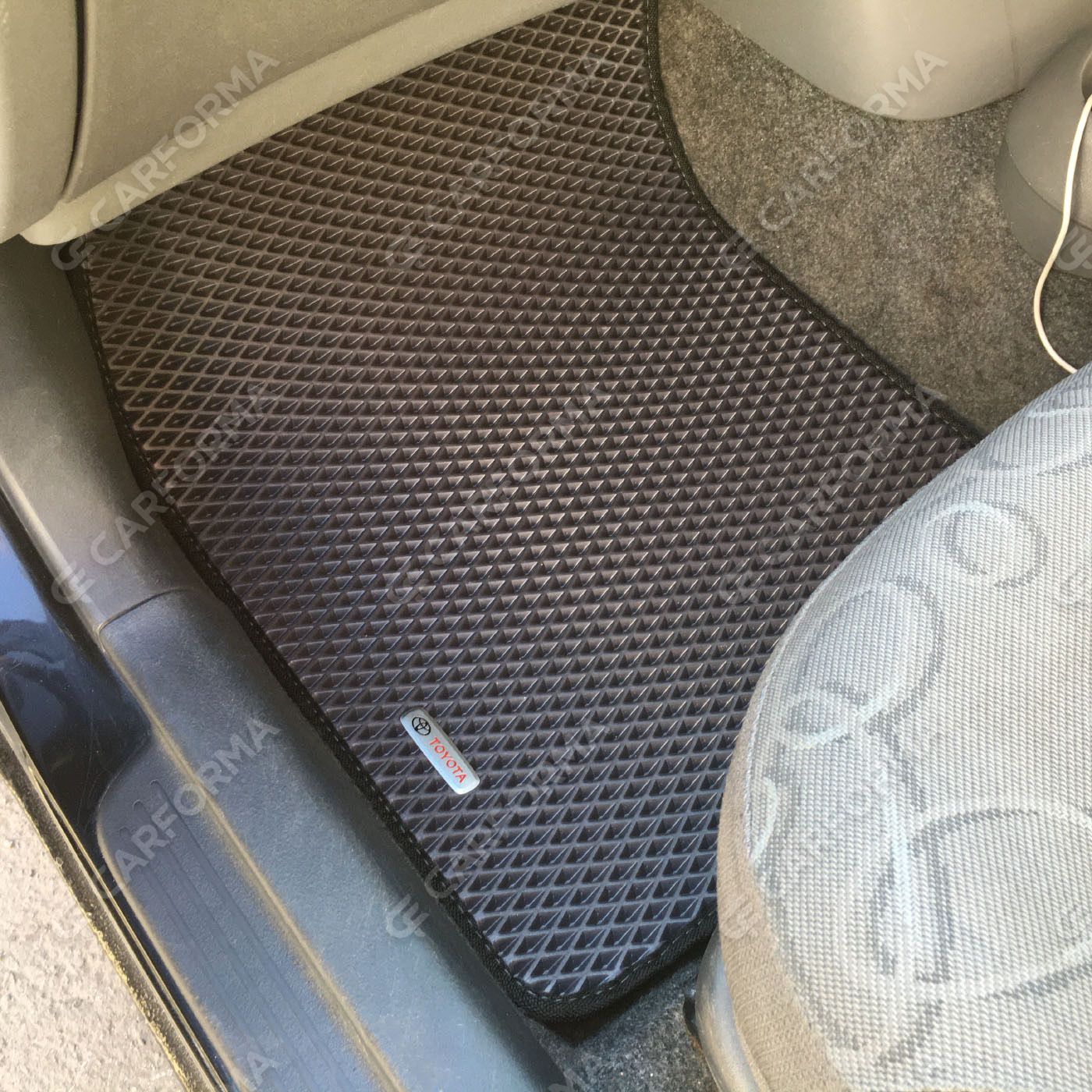 Коврики на Toyota Vitz I 1998&nbsp;-&nbsp;2005 в Череповеце