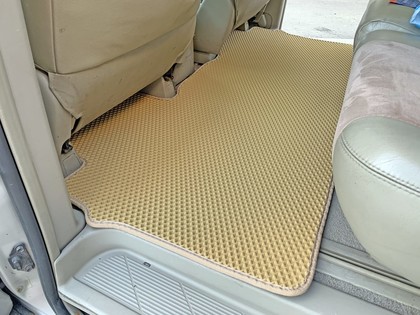 Ворсовые коврики на Toyota Previa (XR30, XR40) 2000&nbsp;-&nbsp;2007 в Череповеце