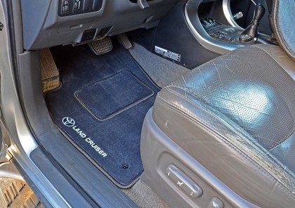 Ворсовые коврики на Toyota Land Cruiser Prado 120 2002&nbsp;-&nbsp;2009 в Череповеце