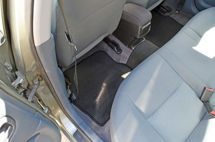 Ворсовые коврики на Nissan Almera II (N16) 2000&nbsp;-&nbsp;2006 в Череповеце