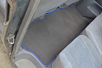 Коврики на Toyota Estima Emina (Lucida) 1990&nbsp;-&nbsp;2000 в Череповеце