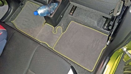 Ворсовые коврики на Nissan Note E-Power (E12) 2016&nbsp;-&nbsp;2020 в Череповеце