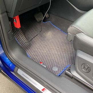 Ворсовые коврики на Audi Q3 (F3) 2018&nbsp;-&nbsp;2026 в Череповеце