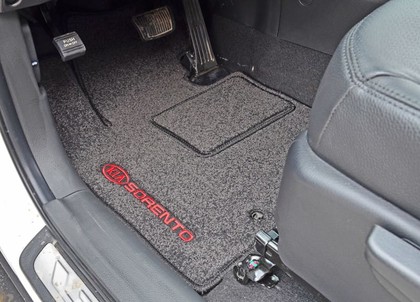 Ворсовые коврики на KIA Sorento II рестайлинг 2012&nbsp;-&nbsp;2021 в Череповеце