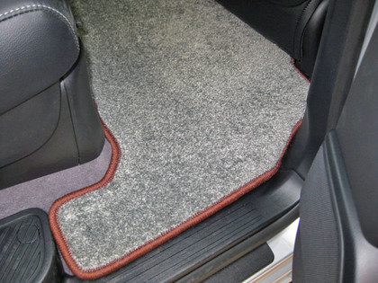 Ворсовые коврики на Lexus LX 570 и LX450d 2007&nbsp;-&nbsp;2023 в Череповеце