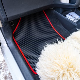 Ворсовые коврики на Toyota Vitz II 2005&nbsp;-&nbsp;2010 в Череповеце