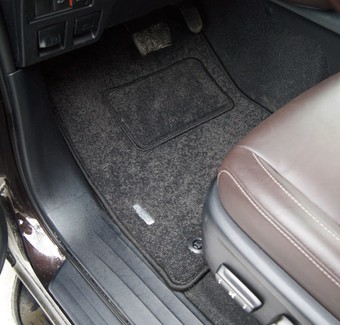 Ворсовые коврики на Toyota Fortuner II 2015&nbsp;-&nbsp;2026 в Череповеце
