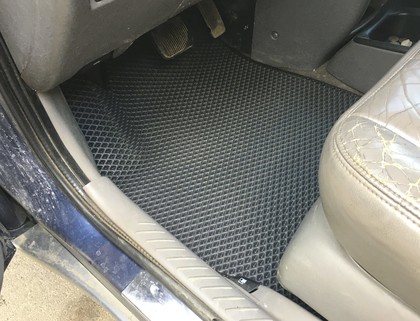 Ворсовые коврики на Mazda Tribute 2000&nbsp;-&nbsp;2007 в Череповеце