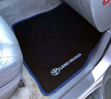 Ворсовые коврики на Toyota Land Cruiser 100 1998&nbsp;-&nbsp;2007 в Череповеце