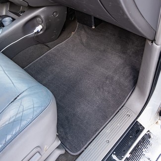 Коврики на Toyota Sequoia I 2001&nbsp;-&nbsp;2008 в Череповеце